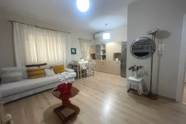 Apartment for rent in Tirana 1+1, Furnished