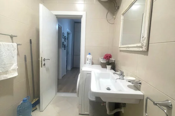 Apartment for rent in Tirana 1+1, Furnished