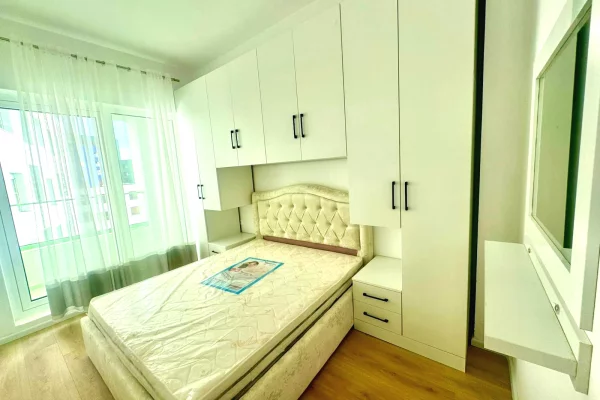 Shtepi me qera Apartament ne Tirane, 1+1, Mobilimi E mobiluar, Pagesa 40,000  Leke.