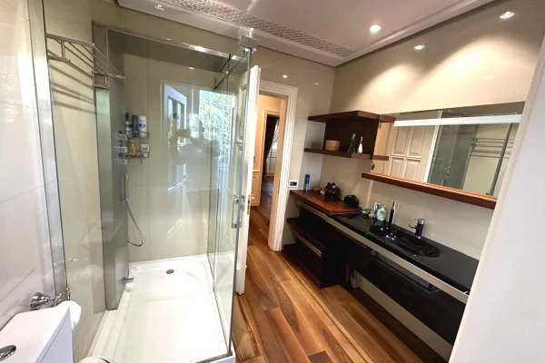 Shtepi me qera Apartament ne Tirane, 1+1, Mobilimi E mobiluar, Pagesa 600  Euro.