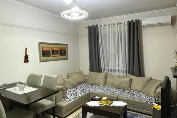 🏢Astir,pas Kompleksit Molla jepet me qera apartament 2+1,i mobiluar.50,000 Leke  