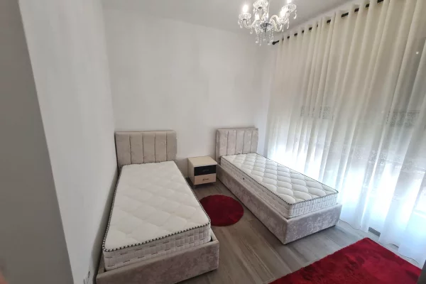 Shtepi me qera Apartament ne Tirane, 1+1, Mobilimi E mobiluar, Pagesa 50,000  Leke.