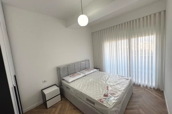 Shtepi me qera Apartament ne Tirane, 1+1, Mobilimi E mobiluar, Pagesa 60,000  Leke.