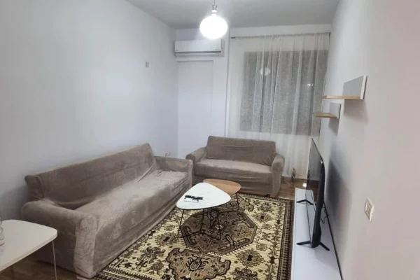 Shtepi me qera 3+1 ne Tirane - 55,000 Leke