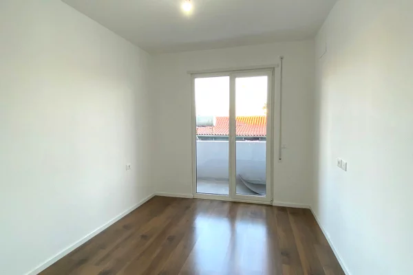 Shtepi me qera Apartament ne Tirane, 1+1, Mobilimi Pjeserisht e mobiluar, Pagesa 45,000  Leke.