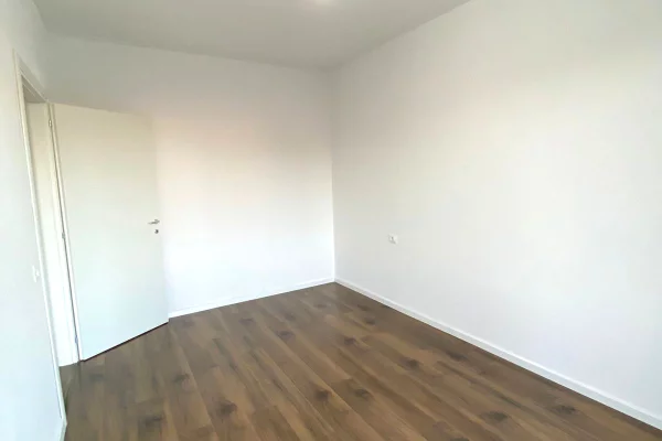 Shtepi me qera Apartament ne Tirane, 1+1, Mobilimi Pjeserisht e mobiluar, Pagesa 45,000  Leke.