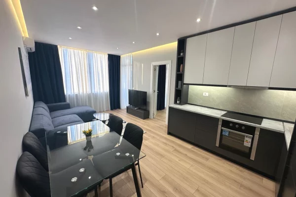 Shtepi ne shitje Apartament ne Tirane, 1+1, Mobilimi E mobiluar, Pagesa 189,000  Euro.