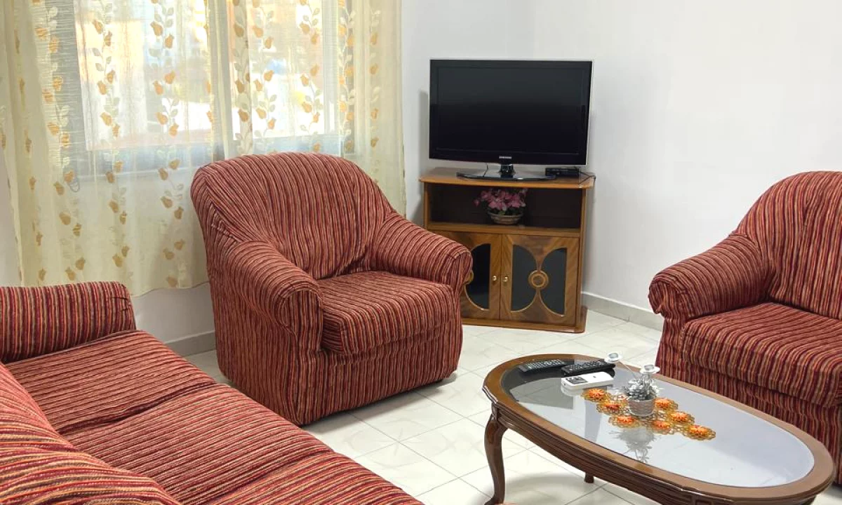 Shtepi ne shitje Apartament ne Tirane, 1+1, Mobilimi E mobiluar, Pagesa 140,000  Euro.
