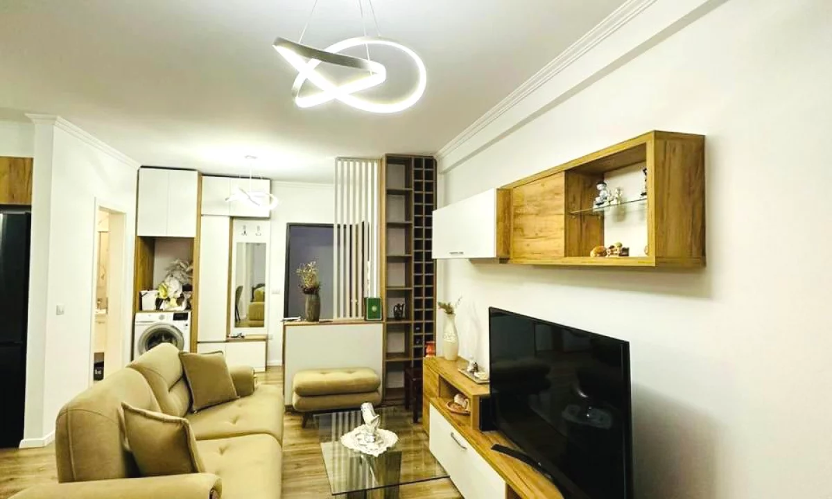 Shtepi me qera Apartament ne Tirane, 1+1, Mobilimi E mobiluar, Pagesa 48,000  Leke.