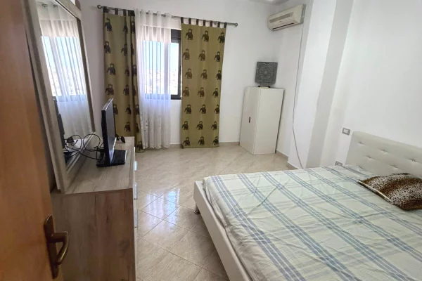 Shtepi ne shitje Apartament ne Durres, 1+1, Mobilimi E mobiluar, Pagesa 90,000  Euro.