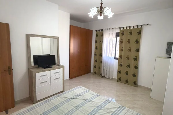 Shtepi ne shitje Apartament ne Durres, 1+1, Mobilimi E mobiluar, Pagesa 90,000  Euro.