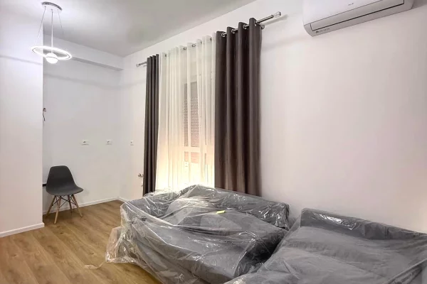 Shtepi me qera Apartament ne Tirane, 1+1, Mobilimi E mobiluar, Pagesa 450  Euro.