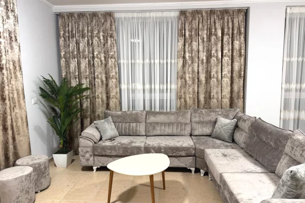 Shtepi me qera 2+1 ne Tirane - 85,000 Leke