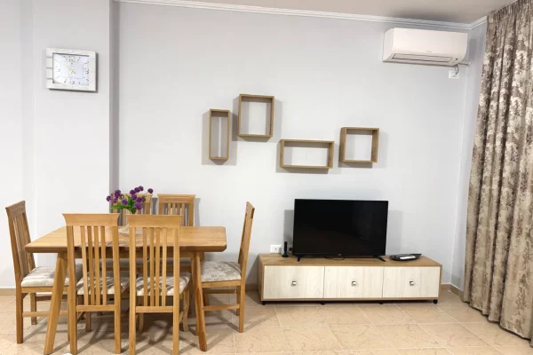 Shtepi me qera Apartament ne Tirane, 2+1, Mobilimi E mobiluar, Pagesa 85,000  Leke.
