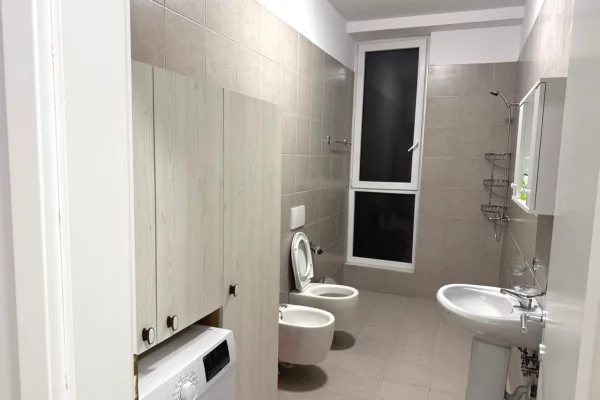Shtepi me qera Apartament ne Tirane, 2+1, Mobilimi E mobiluar, Pagesa 85,000  Leke.