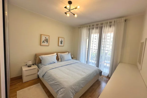 Shtepi me qera Apartament ne Tirane, 1+1, Mobilimi E mobiluar, Pagesa 120,000  Leke.