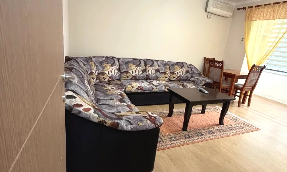 Shtepi me qera Apartament ne Tirane, 1+1, Mobilimi E mobiluar, Pagesa 55,000  Leke.