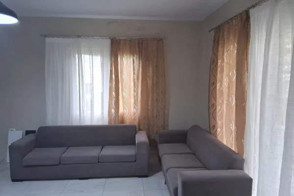 Shtepi me qera 3+1 ne Tirane - 55,000 Leke