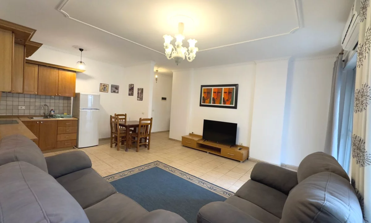 Shtepi me qera Apartament ne Tirane, 1+1, Mobilimi E mobiluar, Pagesa 65,000  Leke.