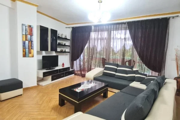 Shtepi me qera Apartament ne Tirane, 2+1, Mobilimi E mobiluar, Pagesa 66,000  Leke.