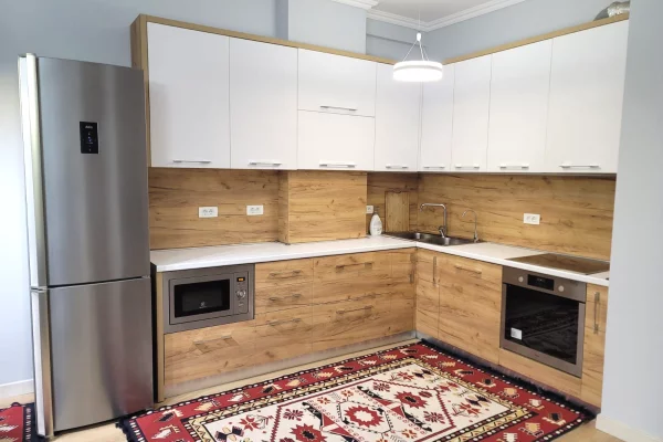 Shtepi me qera 2+1 ne Tirane - 600 Euro