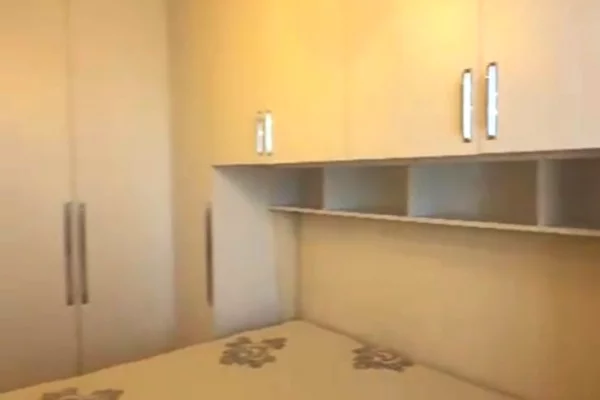 Shtepi me qera Apartament ne Tirane, 1+1, Mobilimi E mobiluar, Pagesa 50,000  Leke.
