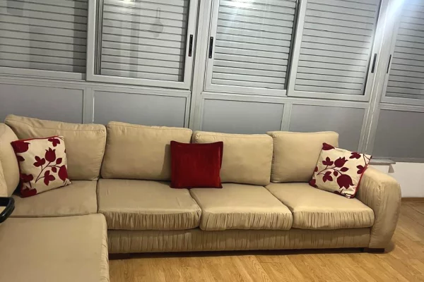Shtepi me qera Apartament ne Tirane, 1+1, Mobilimi E mobiluar, Pagesa 60,000  Leke.