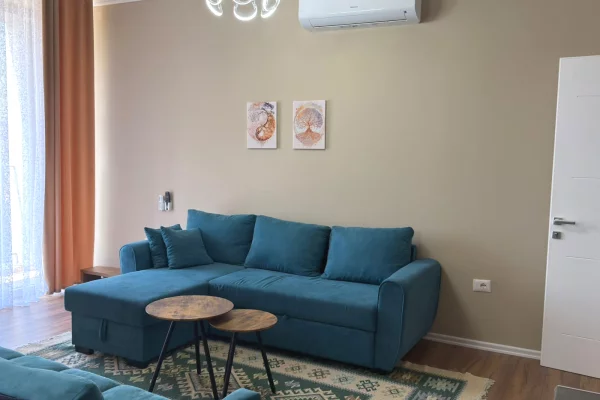 Shtepi me qera Apartament ne Tirane, 2+1, Mobilimi E mobiluar, Pagesa 80,000  Leke.