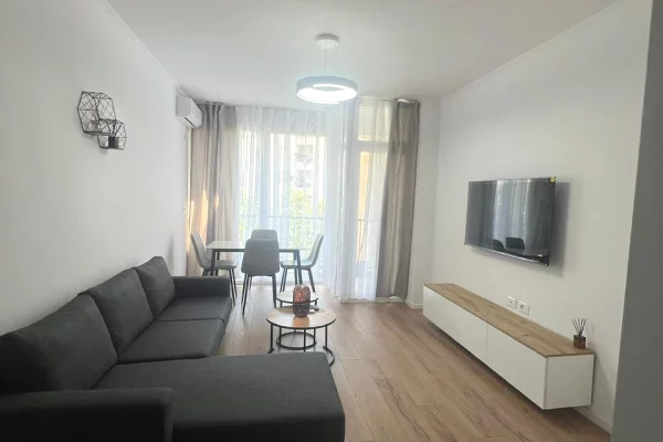 Shtepi me qera Apartament ne Tirane, 1+1, Mobilimi E mobiluar, Pagesa 600  Euro.