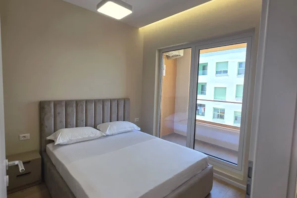 Shtepi me qera Apartament ne Tirane, 1+1, Mobilimi E mobiluar, Pagesa 45,000  Leke.
