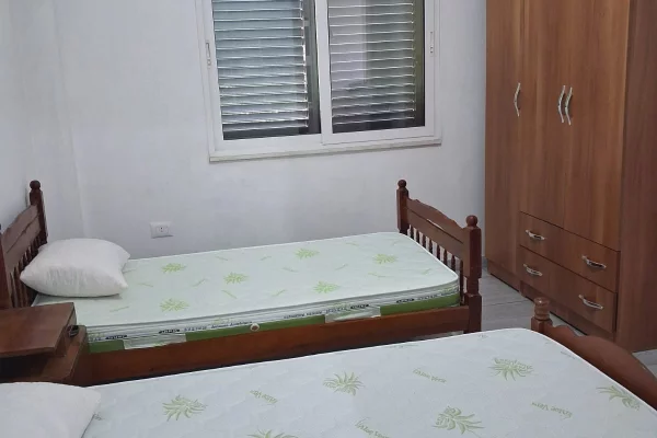 Shtepi me qera Apartament ne Tirane, 2+1, Mobilimi E mobiluar, Pagesa 480  Euro.