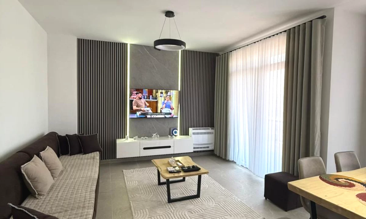Shtepi me qera Apartament ne Tirane, 1+1, Mobilimi E mobiluar, Pagesa 60,000  Leke.