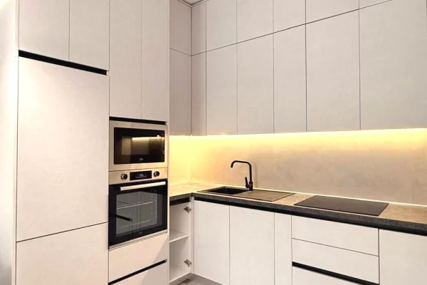 Shtepi me qera Apartament ne Tirane, 1+1, Mobilimi E mobiluar, Pagesa 75,000  Leke.