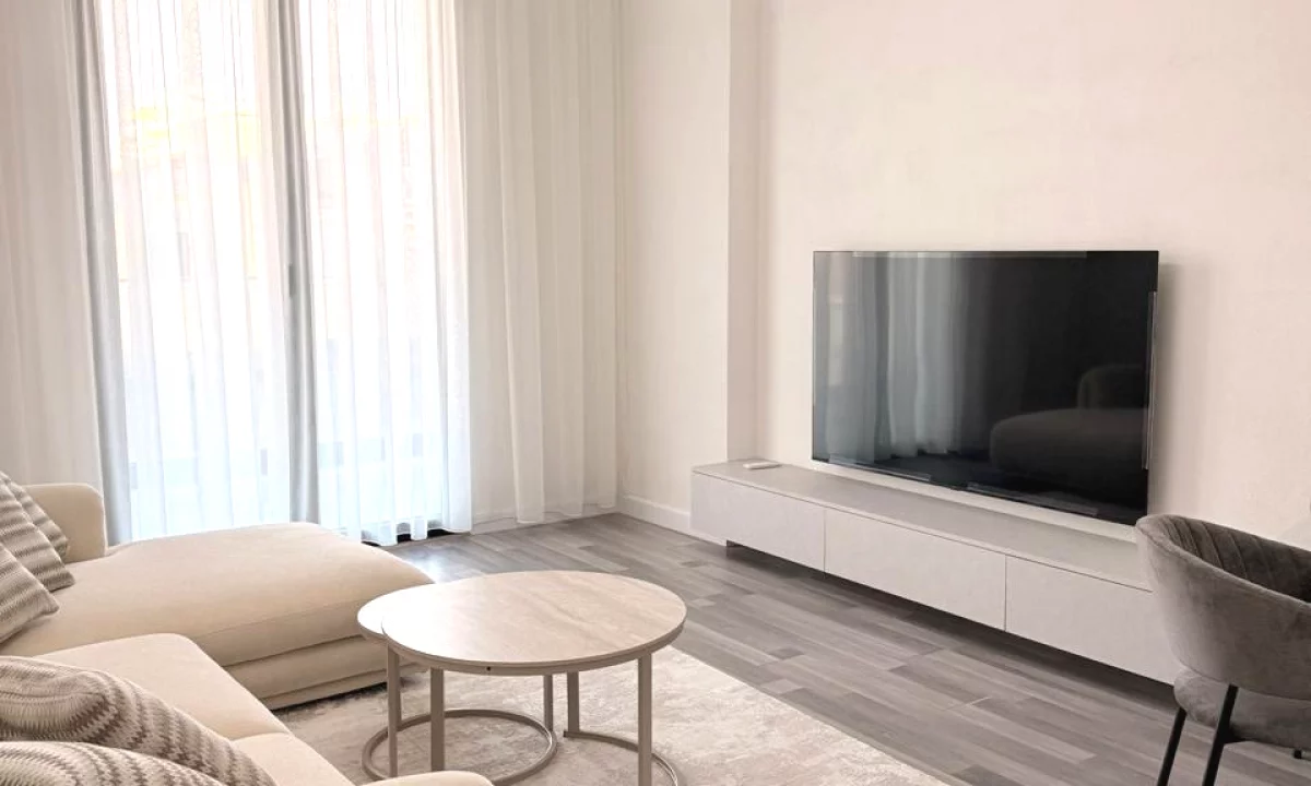 Shtepi me qera Apartament ne Tirane, 1+1, Mobilimi E mobiluar, Pagesa 75,000  Leke.