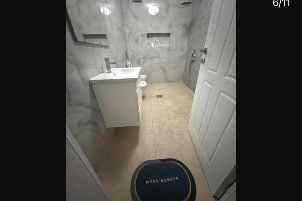 Shtepi me qera Apartament ne Tirane, 2+1, Mobilimi E mobiluar, Pagesa 55,000  Leke.