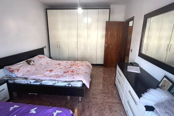 Shtepi me qera Apartament ne Tirane, 1+1, Mobilimi E mobiluar, Pagesa 45,000  Leke.