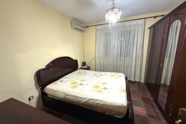 Shtepi me qera Apartament ne Tirane, 1+1, Mobilimi E mobiluar, Pagesa 35,000  Leke.