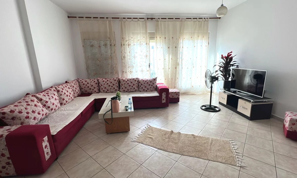 Shtepi me qera Apartament ne Tirane, 2+1, Mobilimi E mobiluar, Pagesa 65,000  Leke.