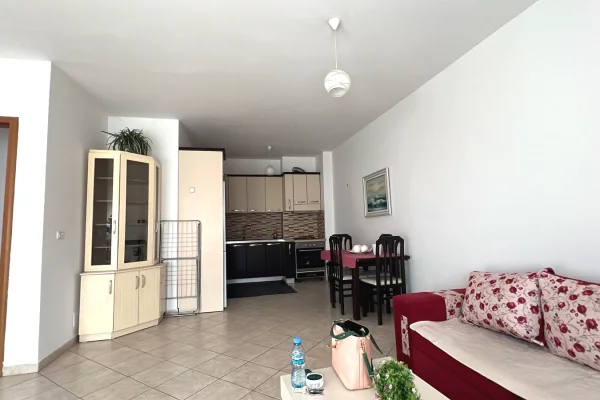 Shtepi me qera Apartament ne Tirane, 2+1, Mobilimi E mobiluar, Pagesa 65,000  Leke.