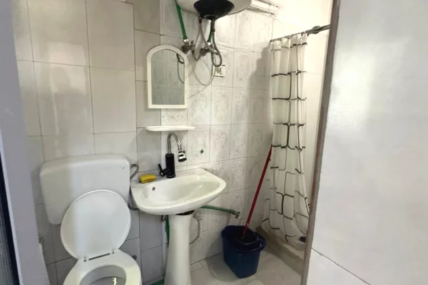 🏢 Shitet Njesi Biznesi – Rruga e Durresit