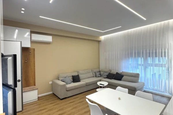 Shtepi me qera 1+1 ne Tirane - 50,000 Leke