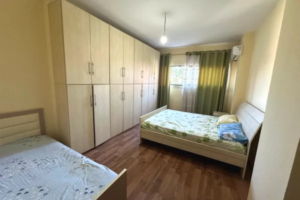 Appartamento in affitto a Tirana 2+1, Arredato