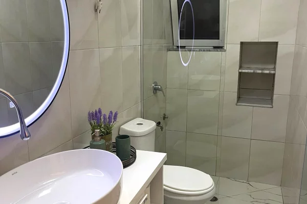 Shtepi me qera Apartament ne Tirane, Garsoniere, Mobilimi E mobiluar, Pagesa 40,000  Leke.