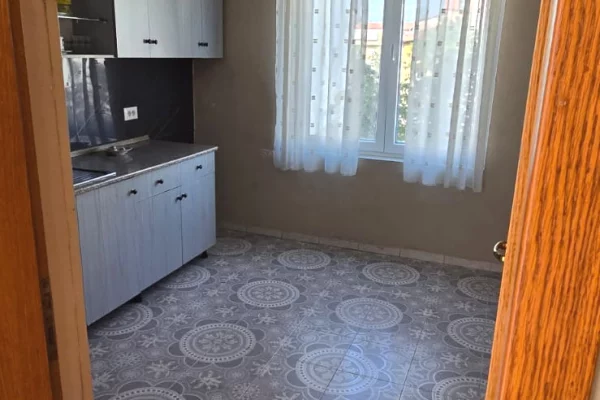 Shtepi ne shitje 2+1 ne Tirane - 158,000 Euro