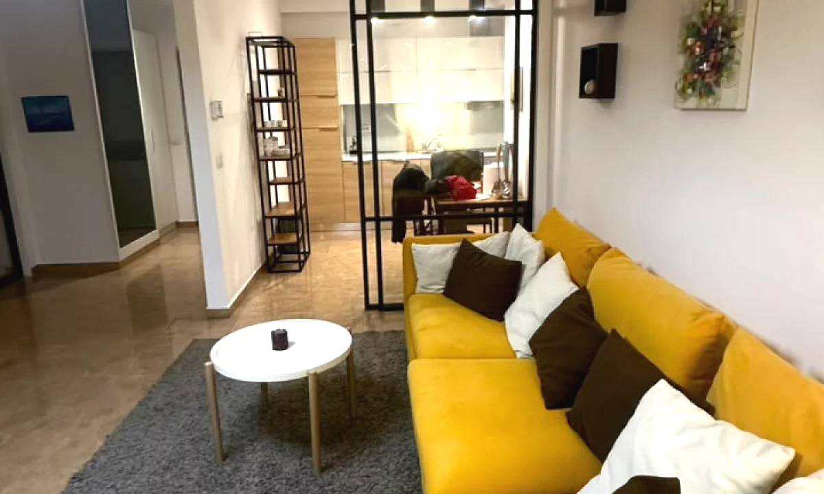 Shtepi me qera Apartament ne Tirane, 1+1, Mobilimi E mobiluar, Pagesa 1,300,000  Leke.
