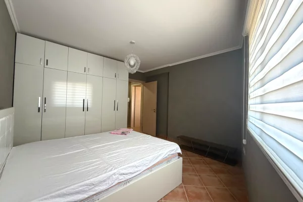 Shtepi me qera Apartament ne Tirane, 1+1, Mobilimi E mobiluar, Pagesa 50,000  Leke.