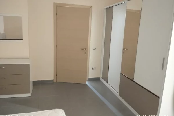 Shtepi me qera Apartament ne Tirane, 1+1, Mobilimi E mobiluar, Pagesa 600  Euro.