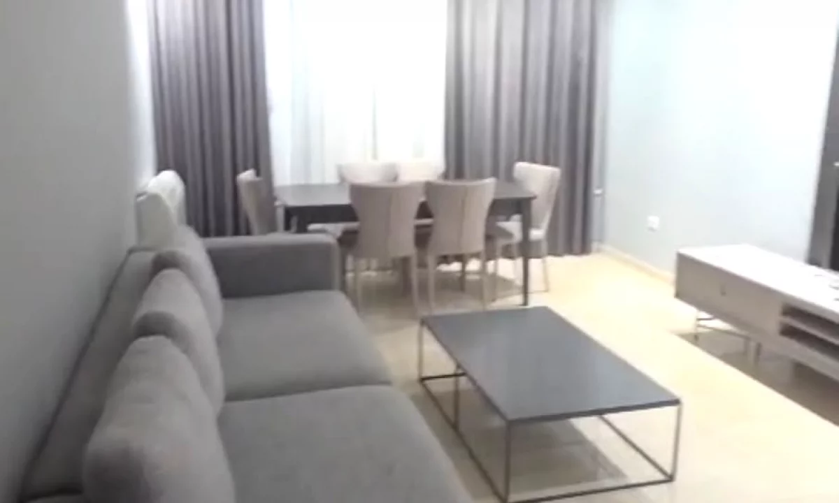 Shtepi me qera Apartament ne Tirane, 2+1, Mobilimi E mobiluar, Pagesa 85,000  Euro.