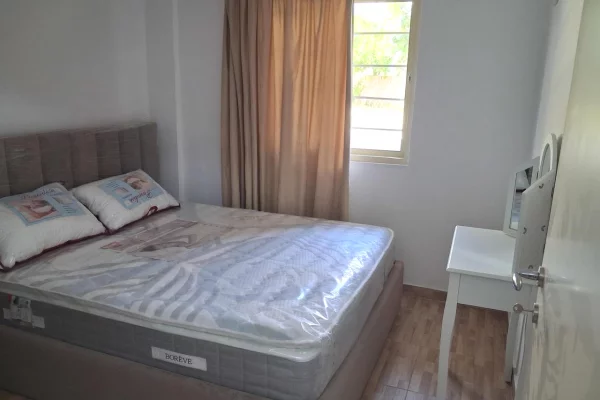 Shtepi me qera Vila Luksoze ne Tirane, 2+1, Mobilimi E mobiluar, Pagesa 40,000  Leke.