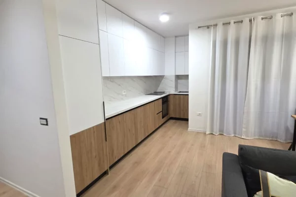 Shtepi me qera Apartament ne Tirane, 2+1, Mobilimi E mobiluar, Pagesa 75,000  Leke.